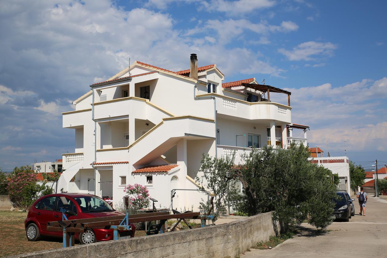 Apartment Lambasa Vodice Eksteriør bilde