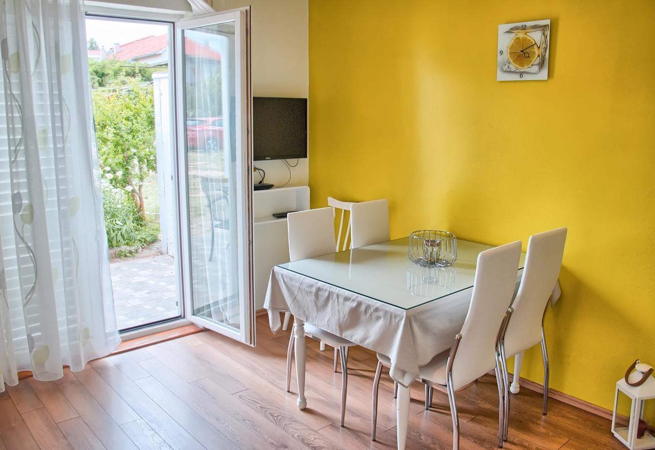 Apartment Lambasa Vodice Eksteriør bilde